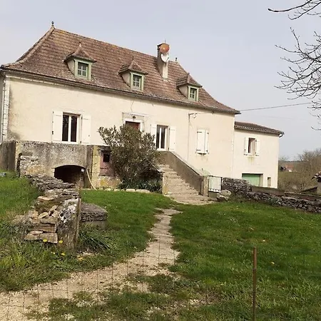 Maison Dans Un Petit Mas En Pleine Campagne * Saint-Jean-de-Laur